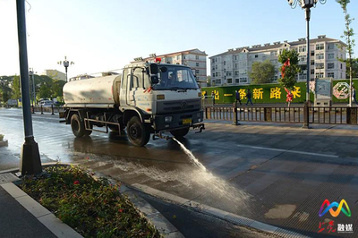 创城!上党区清洗主城区道路