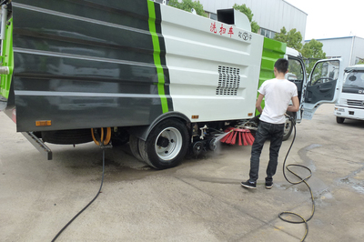 道路洗扫车柴油机最严重的五种机械故障及其对河道保洁的影响